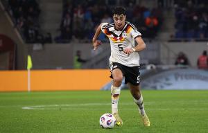 图片报：帕夫洛维奇因伤不会前往德国队报到，拜仁和德国不想冒险